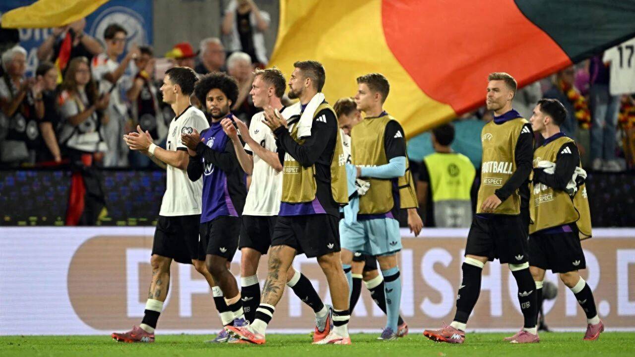 九游体育| 德国队教练压力巨大！，德布劳内遭遇五持续失利赛场气氛高涨